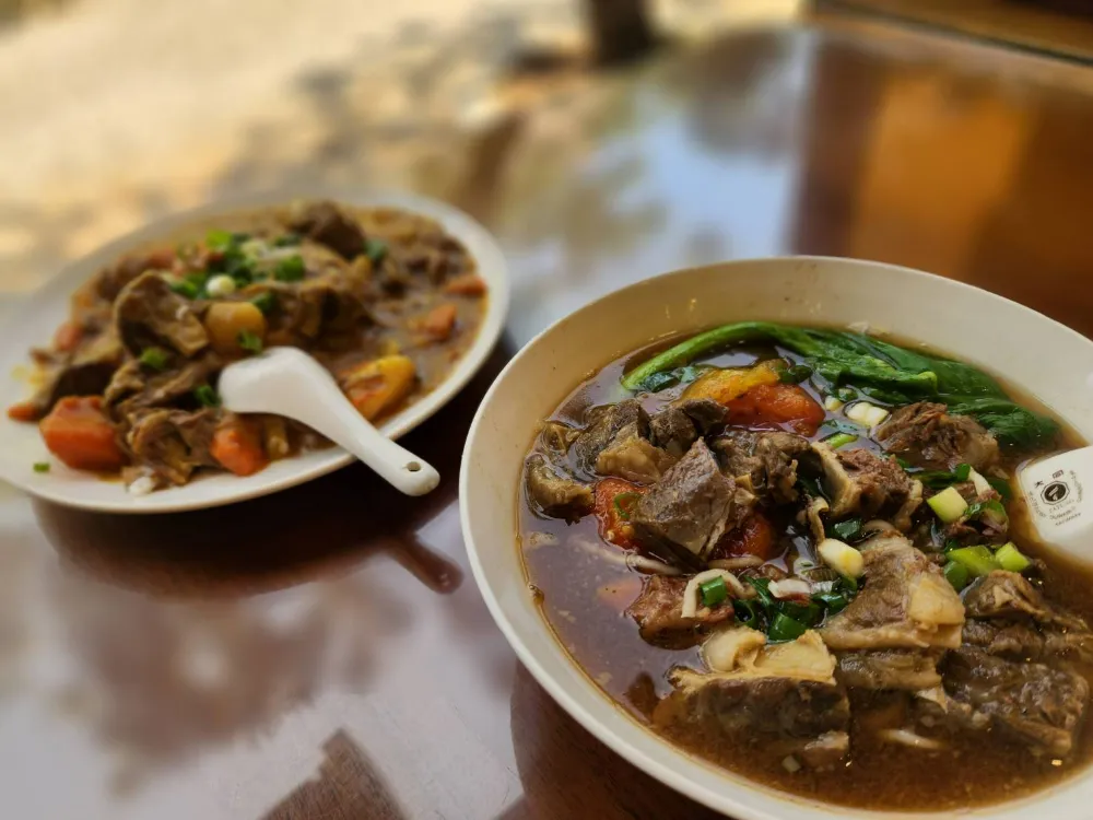 宜蘭冬山美食桃花源牛肉麵