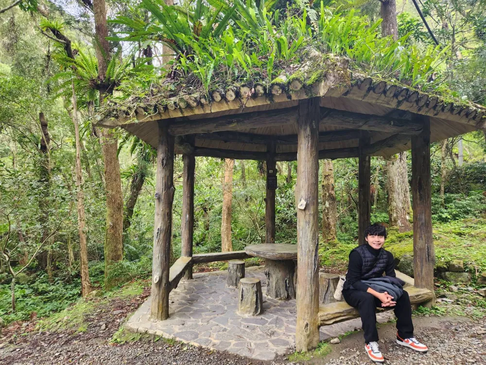 滿月圓國家森林遊樂區涼亭和觀瀑亭