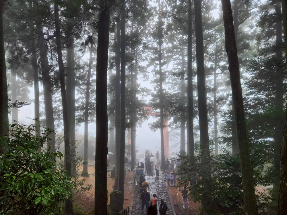 蘆之湖景點平和鳥居