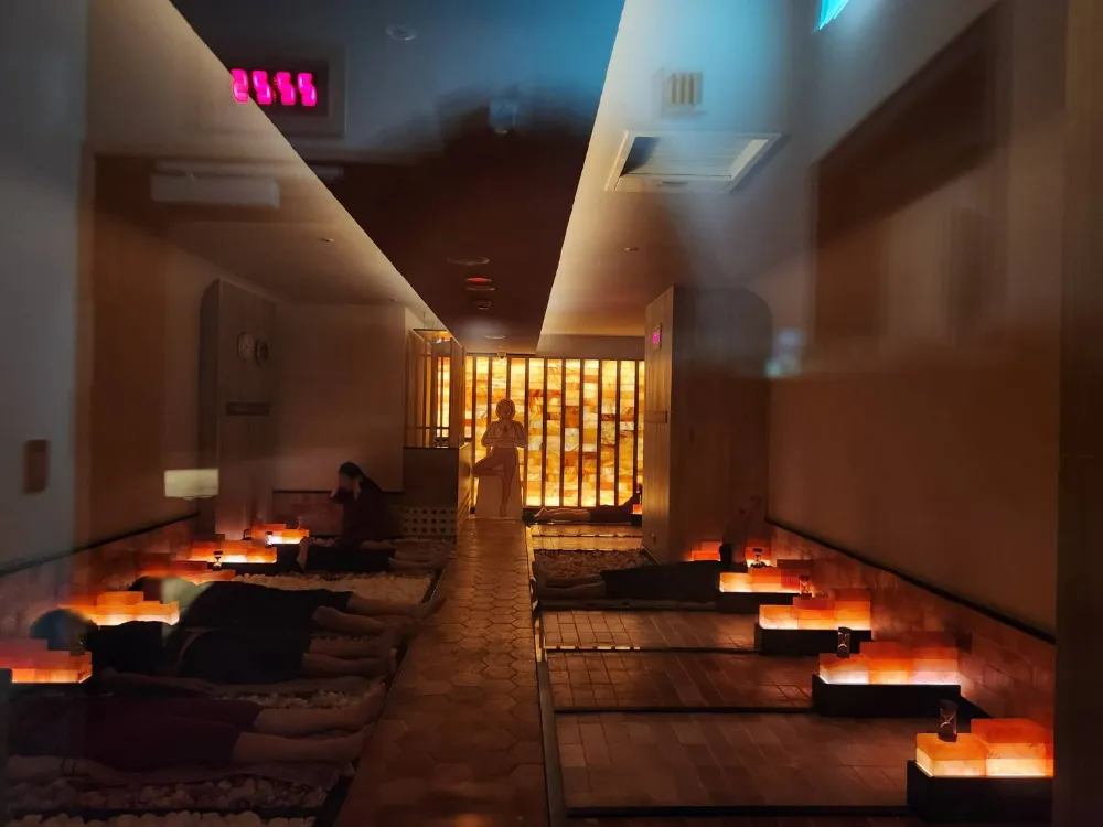 台中新時代福湯岩盤浴赤鹽