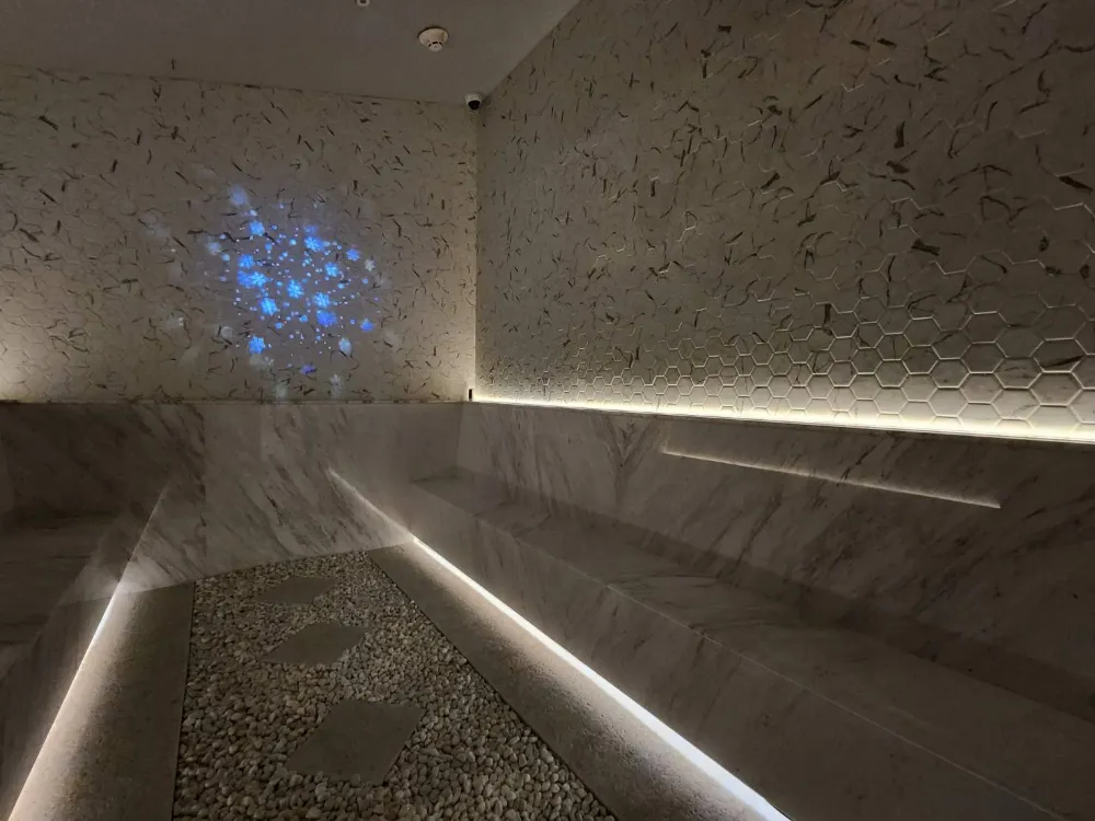 台中新時代福湯岩盤浴映雪